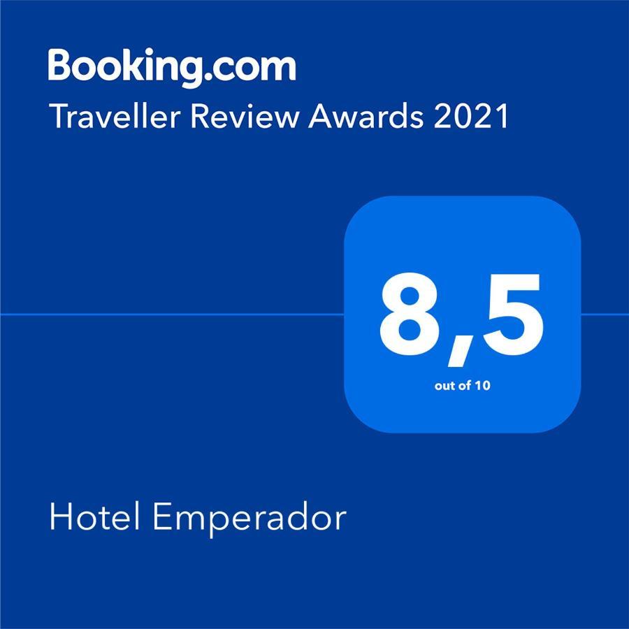 Hotel Emperador 内科切阿 外观 照片